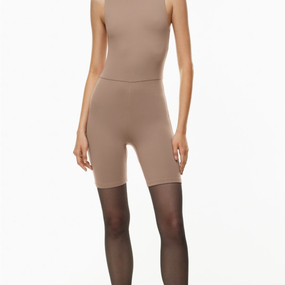 Aritzia Babaton contour tan romper